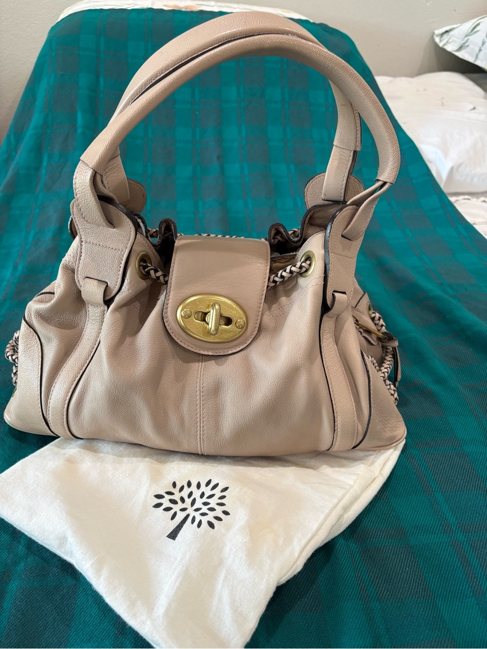 Mulberry Beige Leather Satchel with Gold Turn-Lock